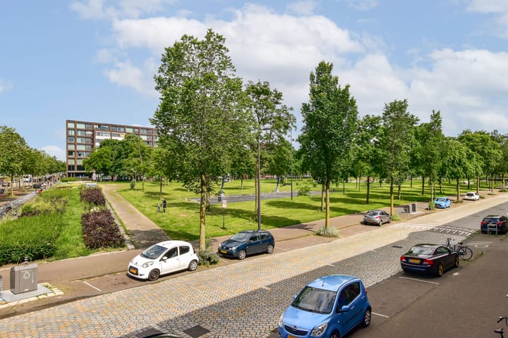 Foto 19 van Emmy Andriessestraat 6