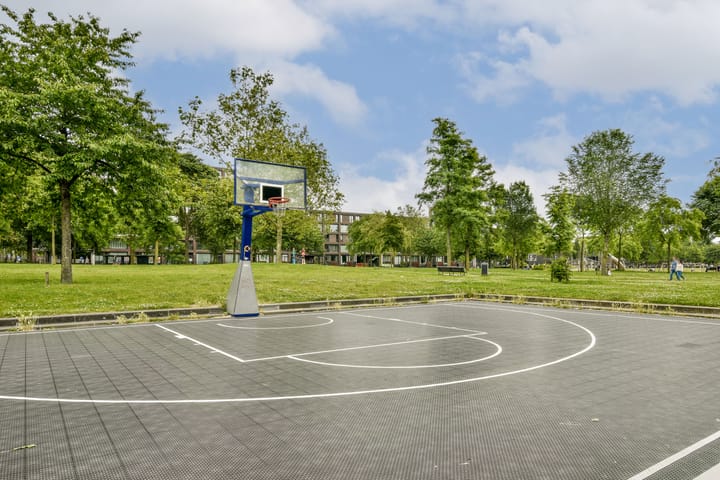 Foto 54 van Emmy Andriessestraat 6