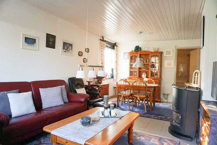 Foto 12 van Dotterbloem 1