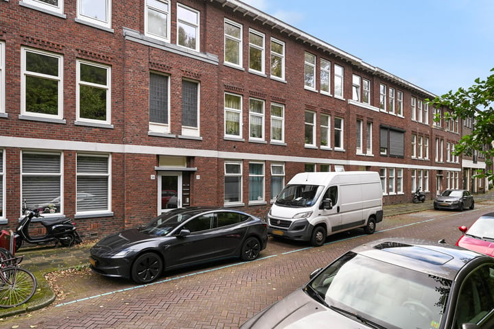 Bekijk foto 2 van van Alphenstraat 53