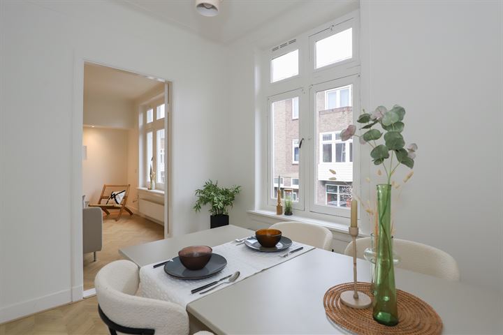 Bekijk foto 10 van Evertsenstraat 19