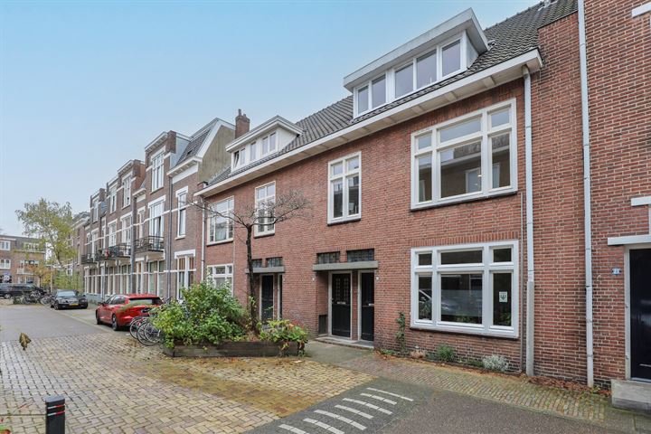 Bekijk foto 49 van Evertsenstraat 19