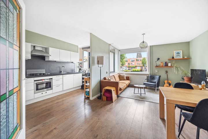 Foto 2 van Moutersteeg 4