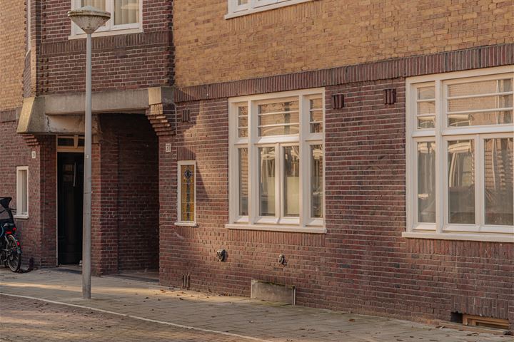 Bekijk foto 30 van Kortenaerstraat 31-H