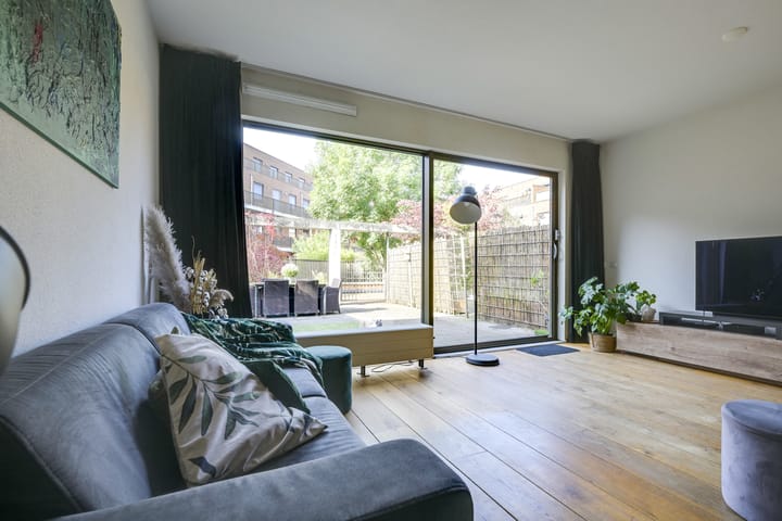 Foto 15 van Count Basiestraat 3