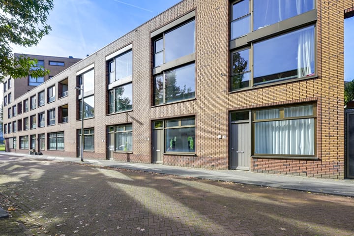 Foto 34 van Count Basiestraat 3