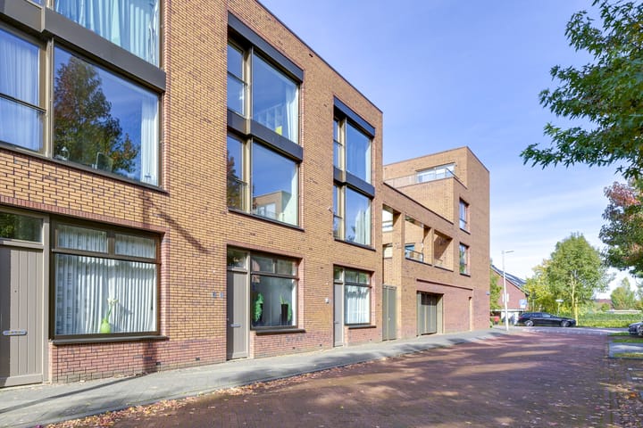 Foto 35 van Count Basiestraat 3