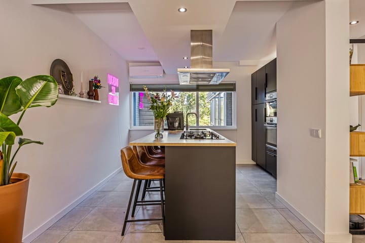 Foto 9 van Anna van Lintelolaan 10