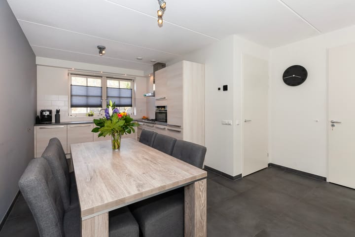 Foto 15 van Hof van Brederode 4