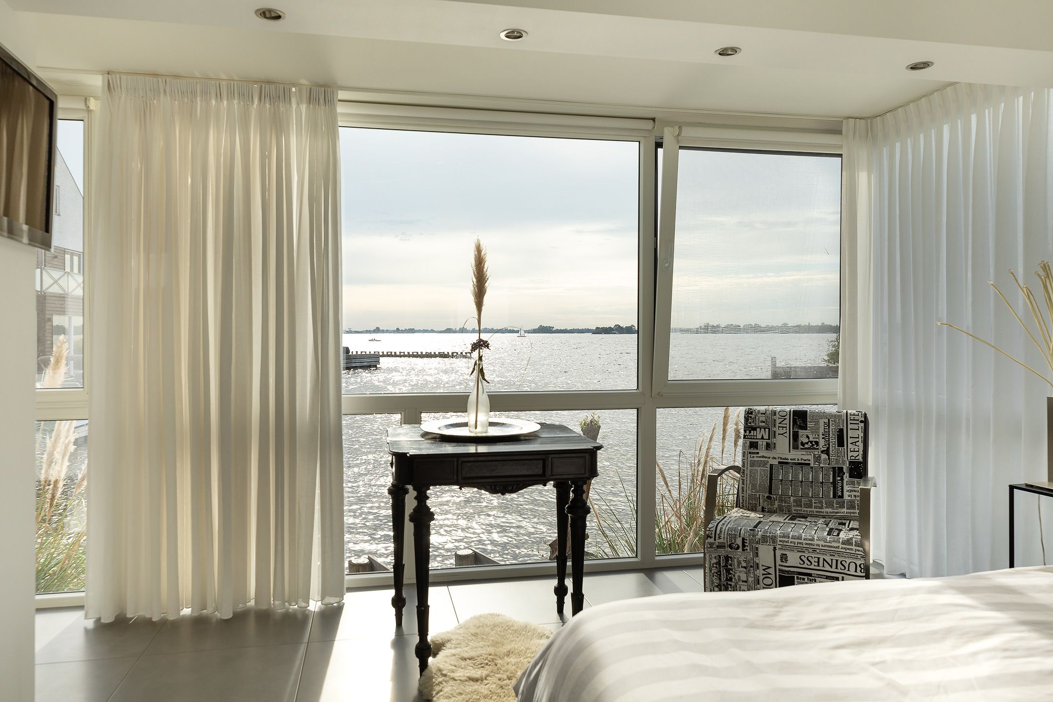 Foto 6 van Oud-Loosdrechtsedijk 207-08