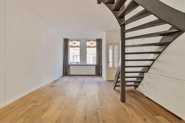 Foto 5 van P.C. Bothstraat 66