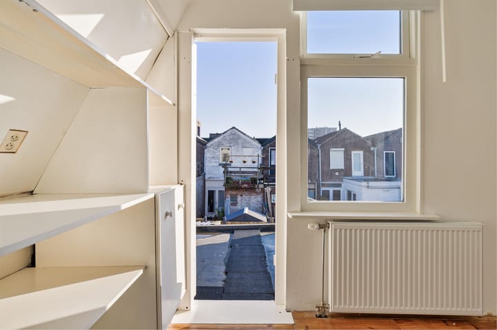 Foto 11 van P.C. Bothstraat 66