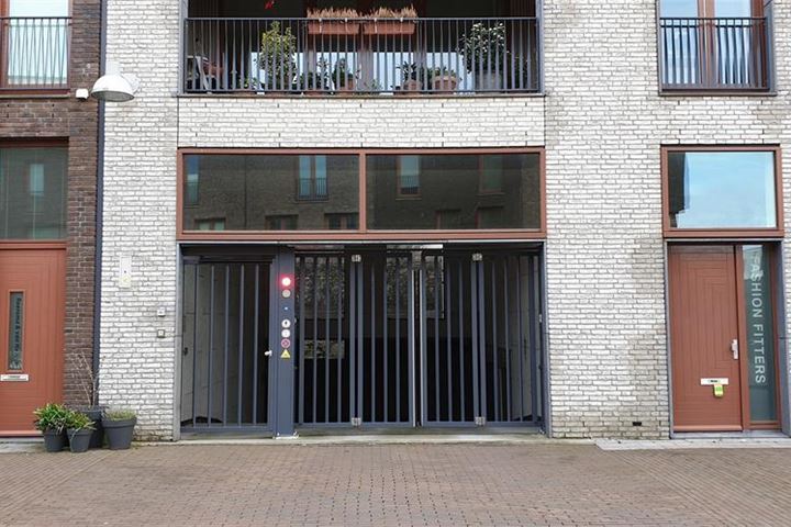 Bekijk foto 2 van Loes van Marlestraat 34