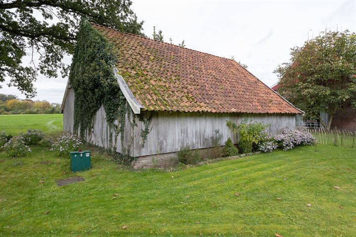 Bekijk foto 56 van Vredenseweg 111