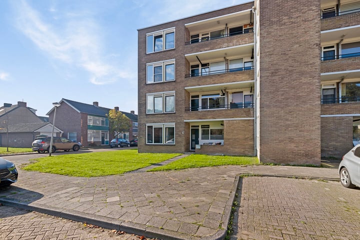 Bekijk foto 3 van Rembrandtstraat 125