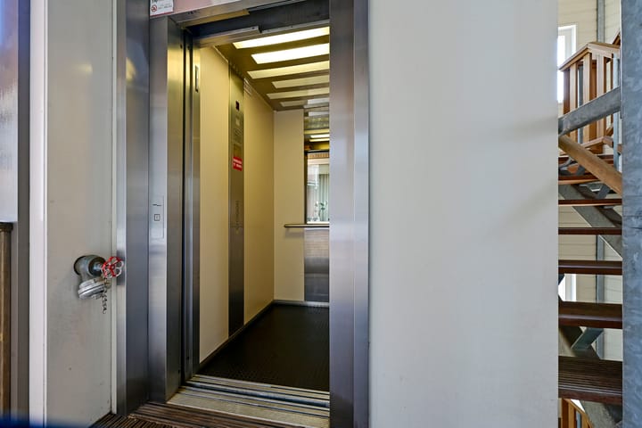 Foto 26 van Molenstraat 14-A