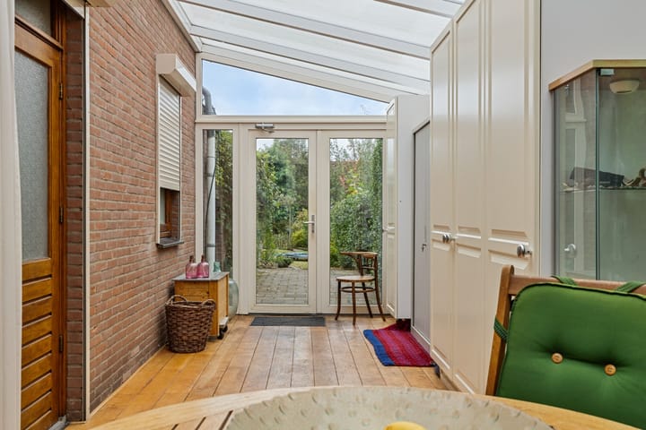 Foto 9 van Spoorstraat 258