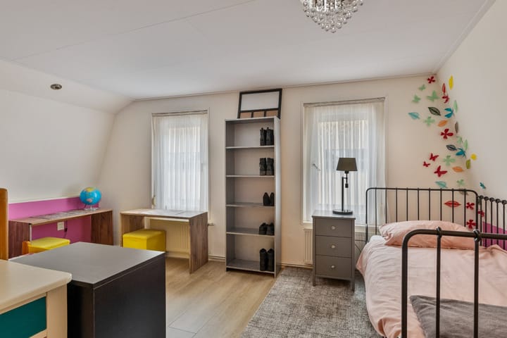 Foto 17 van Spoorstraat 258