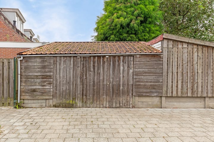 Foto 30 van Spoorstraat 258