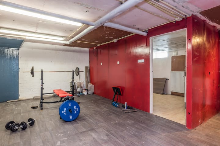 Photo 17 of Erensteinerstraat 70