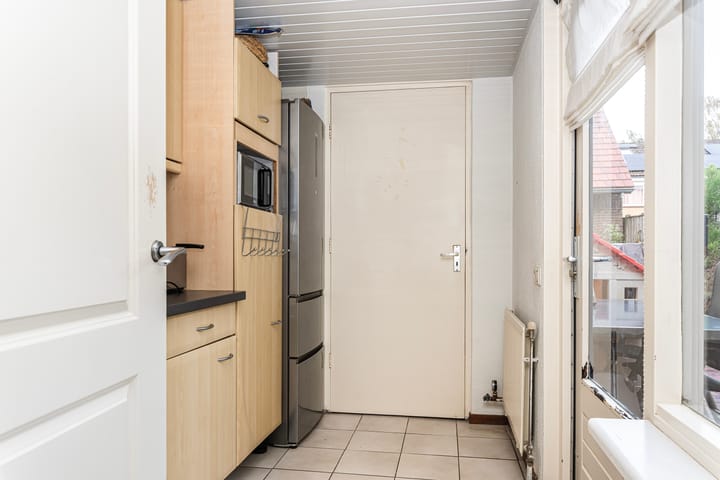 Photo 11 of Lijsterbeslaan 25