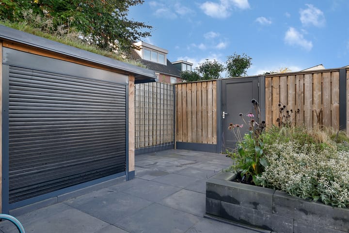 Photo 10 of G J Piksenstraat 16