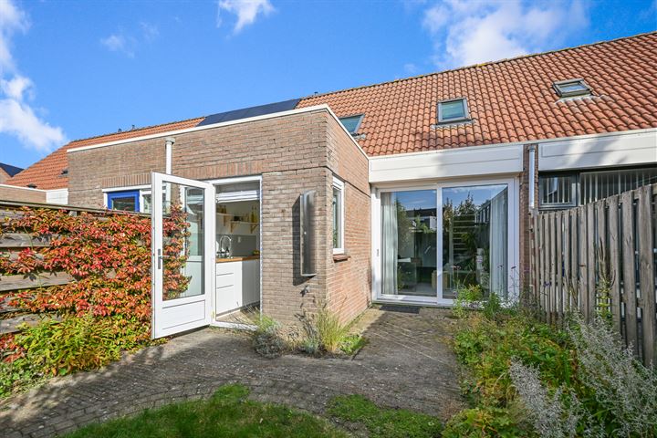 View photo 1 of Bakkerstraat 37