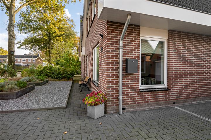 Bekijk foto 37 van Peperstraat 18