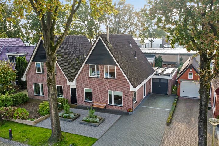 Bekijk foto 41 van Peperstraat 18