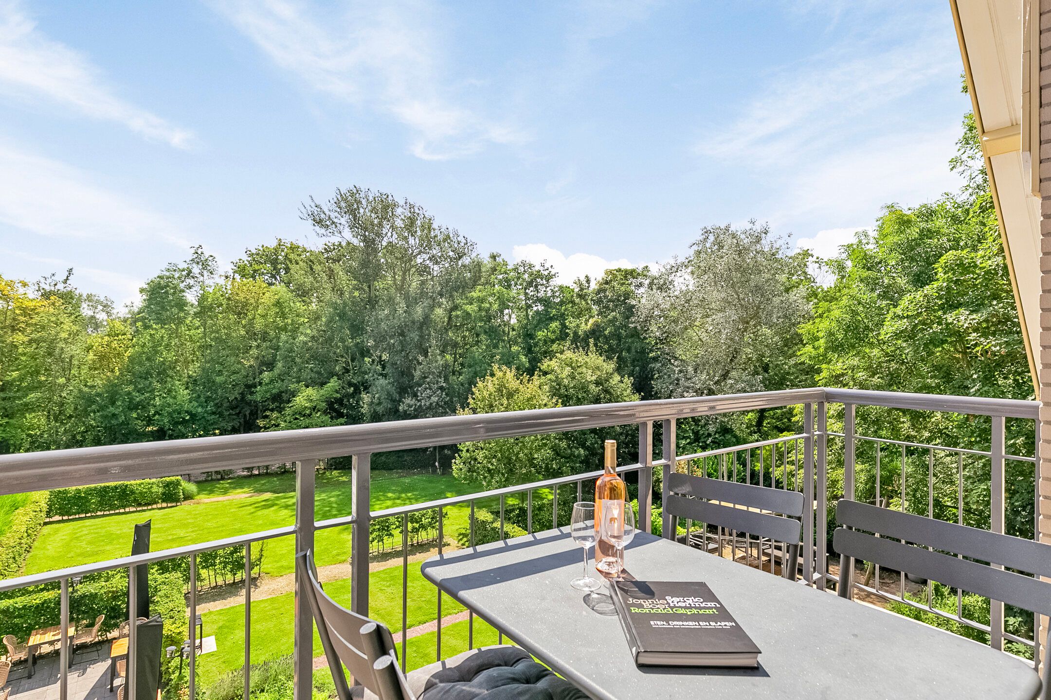 Foto 3 van Domburgseweg 26-G