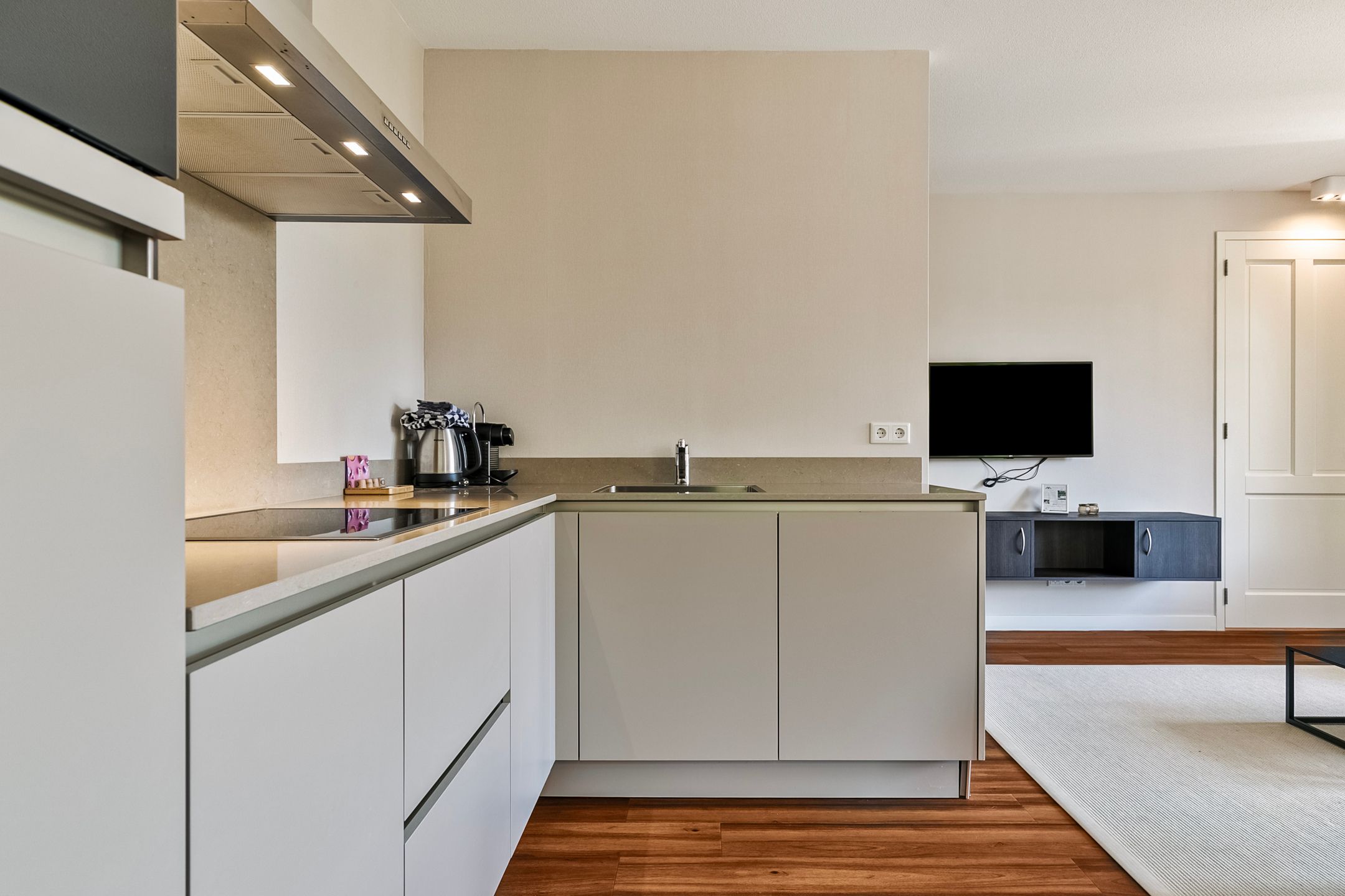 Foto 21 van Domburgseweg 26-G