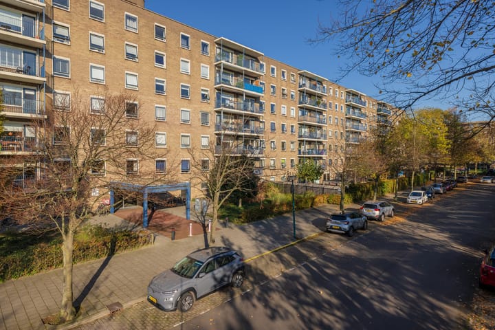 Photo 26 of Aert van Neslaan 402