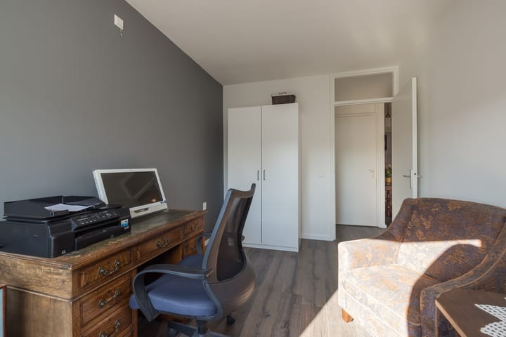 Photo 18 of Aert van Neslaan 402