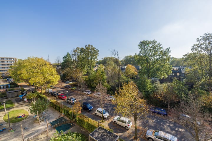 Photo 30 of Aert van Neslaan 402