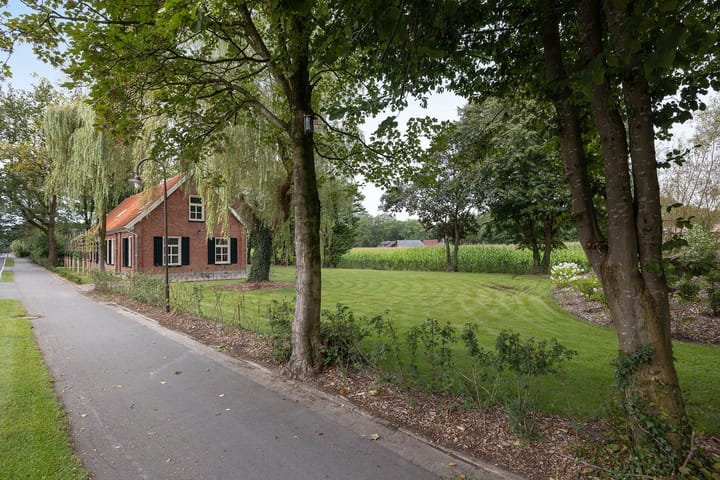 Foto 4 van Uelsener Straße 5