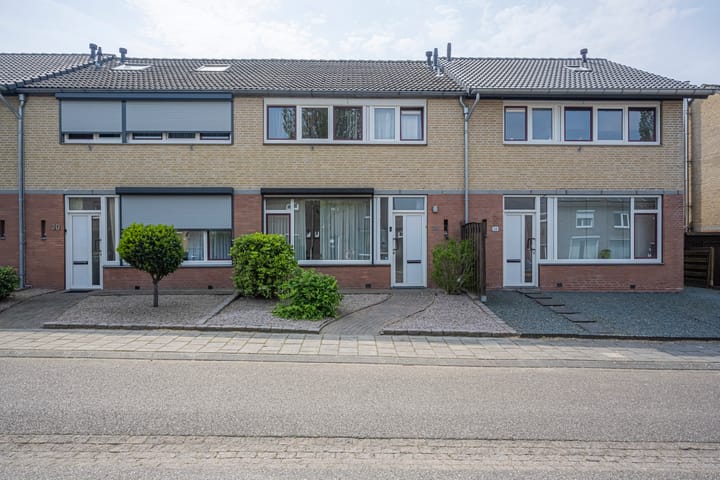 Foto 1 van St.Joannesstraat 28