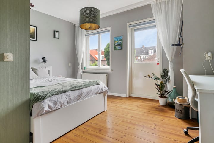 Photo 26 of Koningin Wilhelminastraat 11