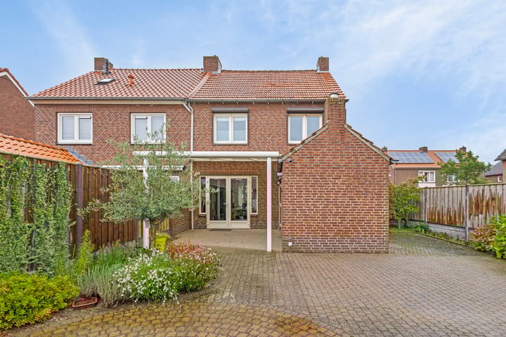 Foto 28 van Marktstraat 9