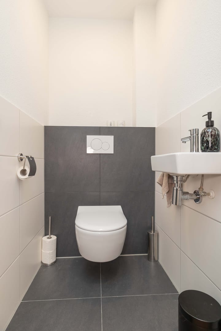 Photo 23 of van Echtenstraat 16-12