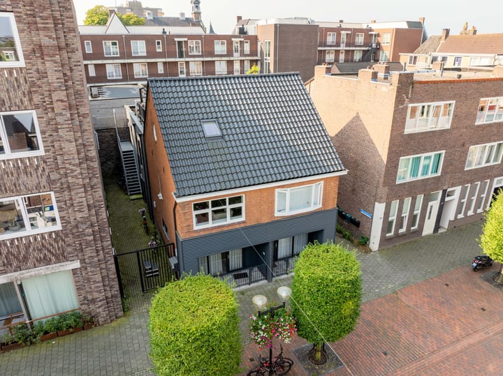 Photo 37 of van Echtenstraat 16-12