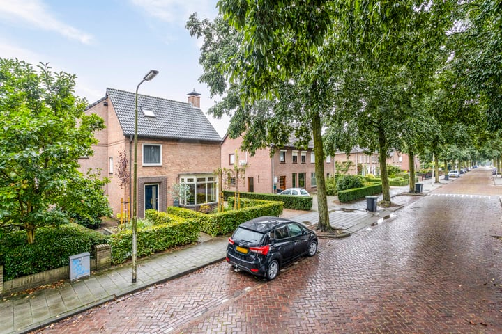 View photo 53 of Ussenstraat 18