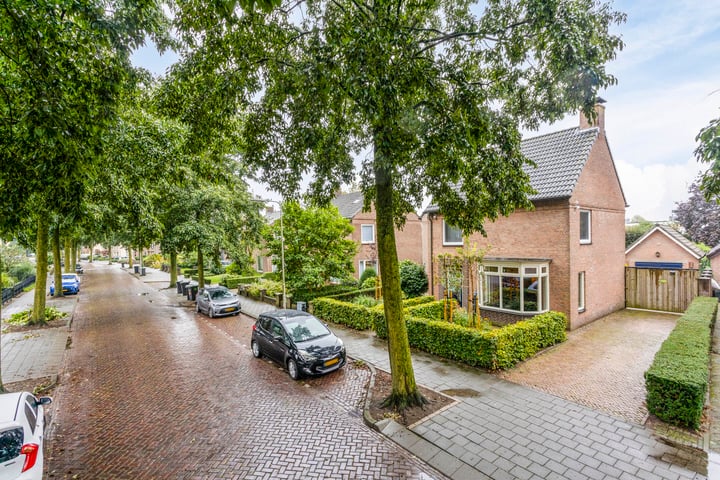 View photo 52 of Ussenstraat 18