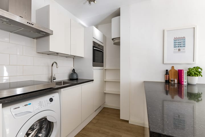 Photo 16 of Van Nijenrodeweg 445