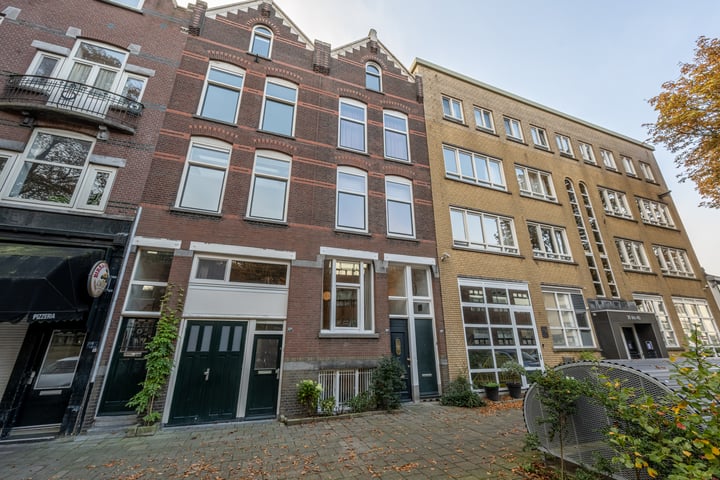 Bekijk foto 1 van Pieter de Hoochstraat 26-A