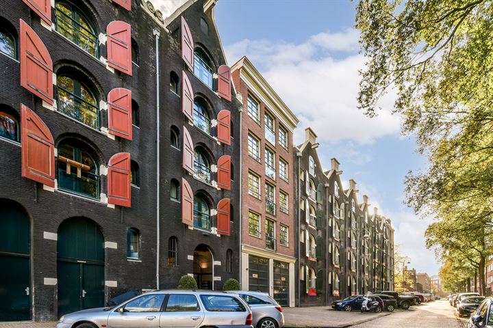 Bekijk foto 2 van Nieuwe Uilenburgerstraat 9-E