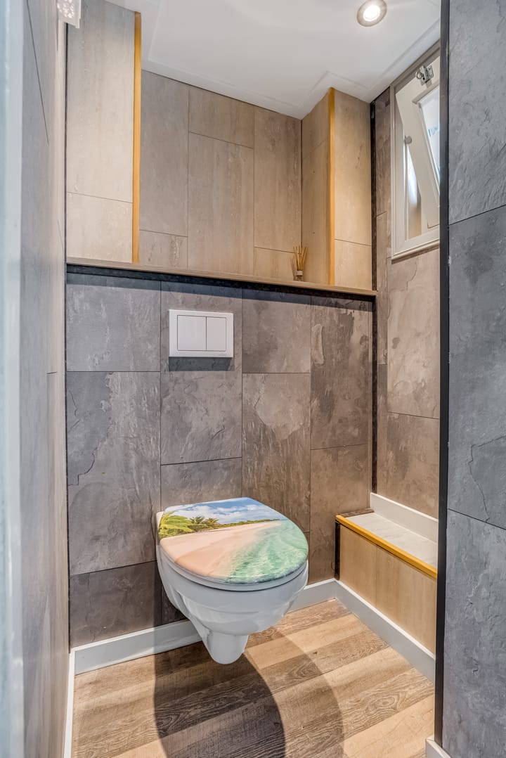 Foto 9 van Anna van Burenstraat 6