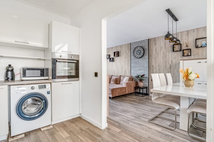 Foto 15 van Anna van Burenstraat 6