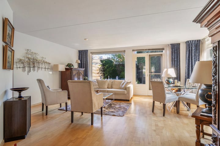 Photo 6 of Bizetstraat 39