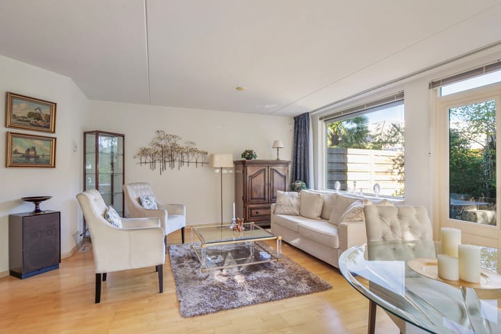 Photo 7 of Bizetstraat 39