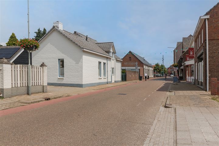 Bekijk foto 45 van Kloosterstraat 10